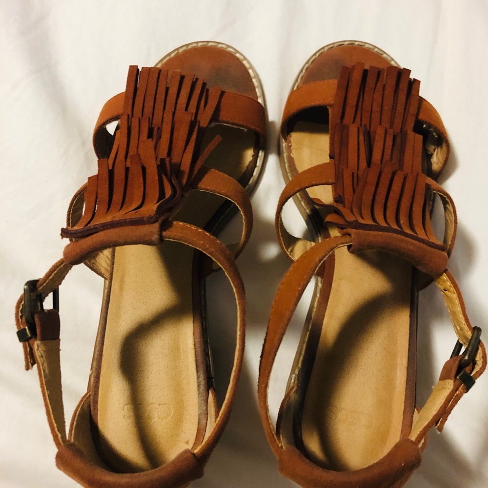 Fringe Sandals With Block Heel - image 1